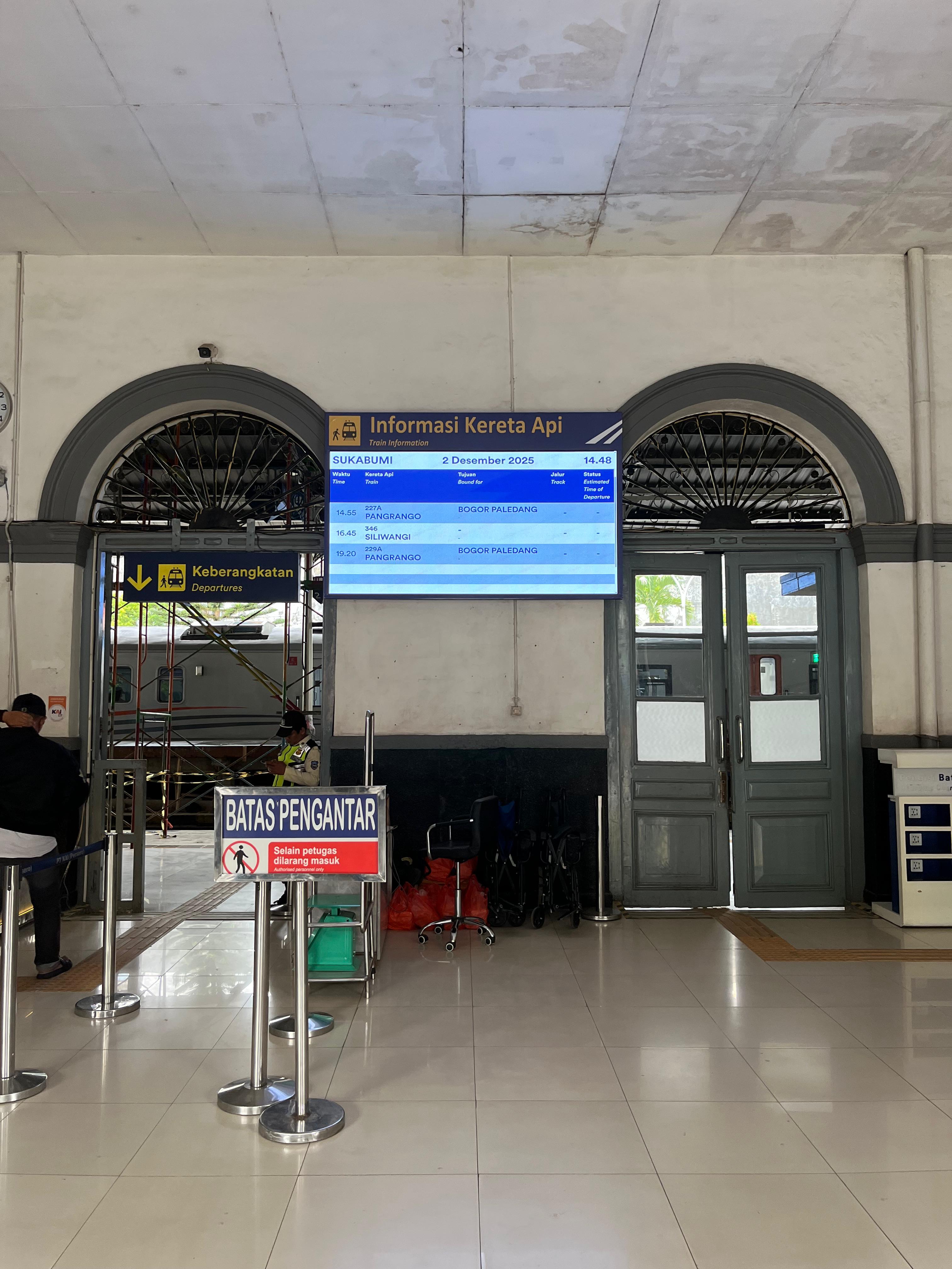 Videotron Stasiun Sukabumi